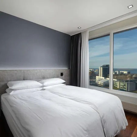 Hotell Hilton Nordica 4*