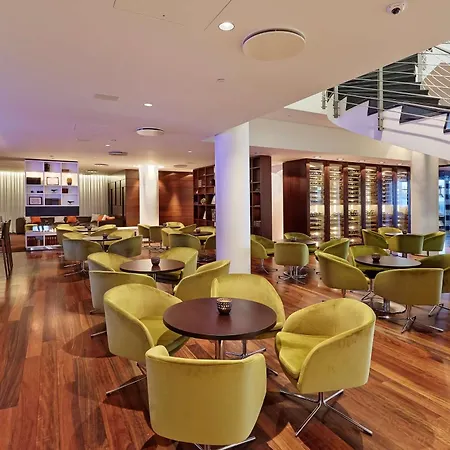Hotell Hilton Nordica 4*