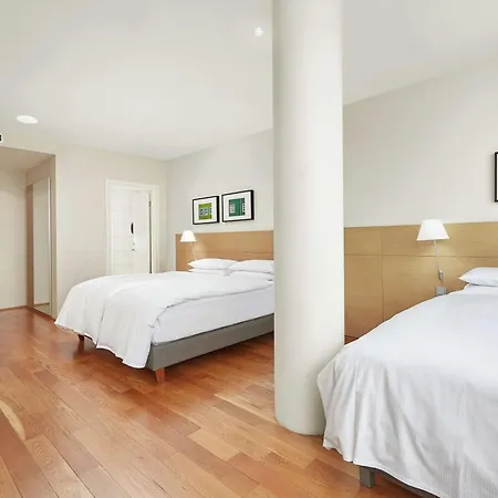 Hotell Hilton Nordica 4*